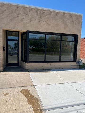 918 DIX Road, Lincoln Park, MI 48146