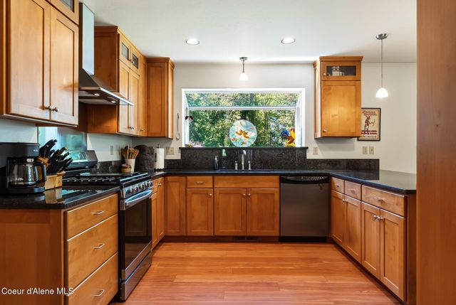 1196 Gold Creek RD, Sandpoint, ID 83864