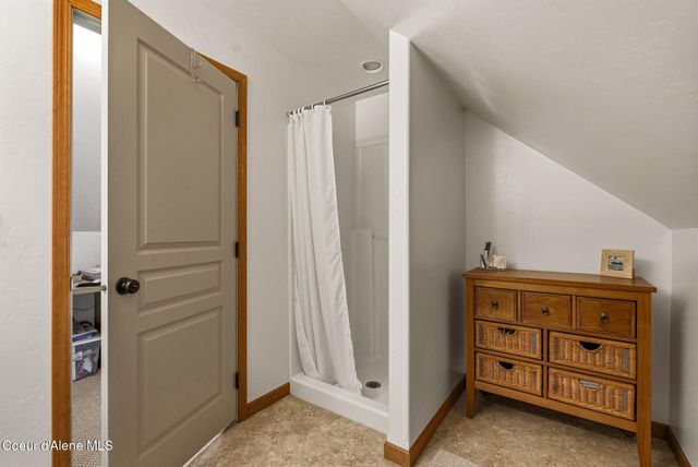 1196 Gold Creek RD, Sandpoint, ID 83864