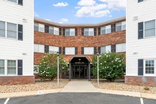 45 Christopher Dr 318, Methuen, MA 01844