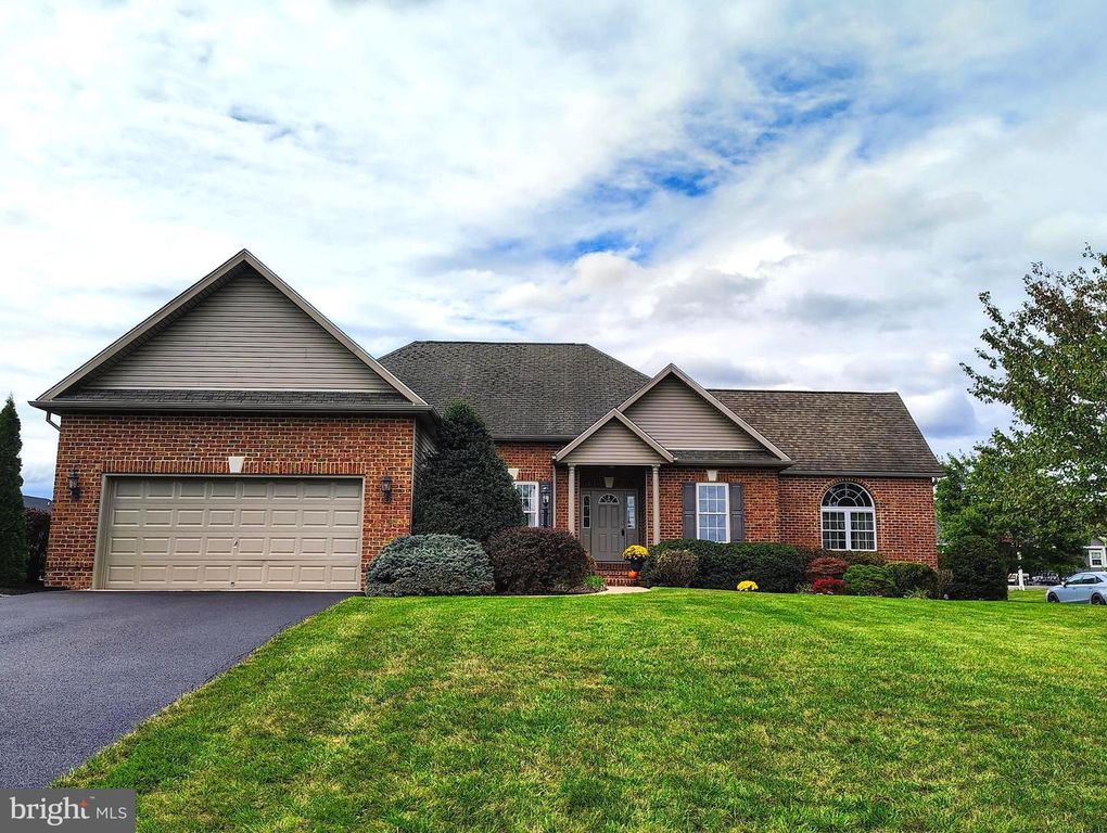 11765 MELROSE AVENUE, Greencastle, PA 17225
