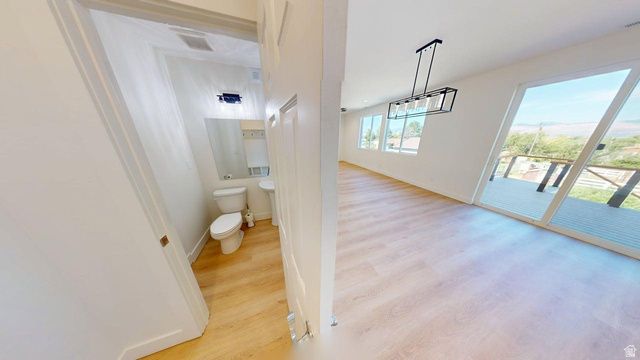 10718 S 580 E, Sandy, UT 84070