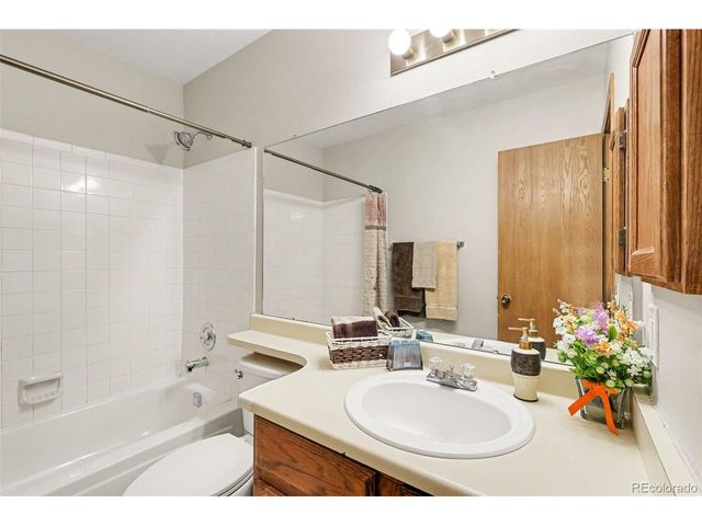 8763 W Cornell Ave 1, Lakewood, CO 80227