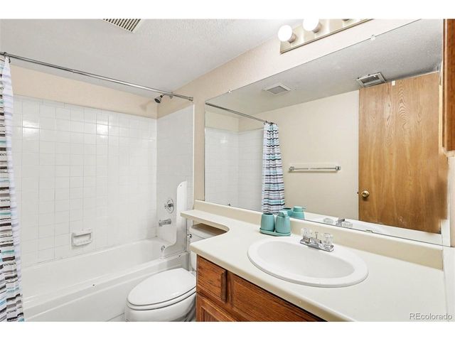8763 W Cornell Ave 1, Lakewood, CO 80227
