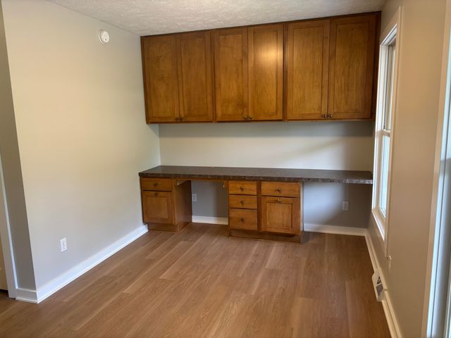 4160 Knapp Valley Drive NE, Grand Rapids, MI 49525