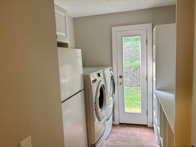 4160 Knapp Valley Drive NE, Grand Rapids, MI 49525