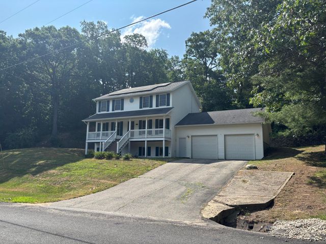 4160 Knapp Valley Drive NE, Grand Rapids, MI 49525