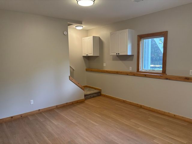 4160 Knapp Valley Drive NE, Grand Rapids, MI 49525