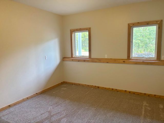 4160 Knapp Valley Drive NE, Grand Rapids, MI 49525