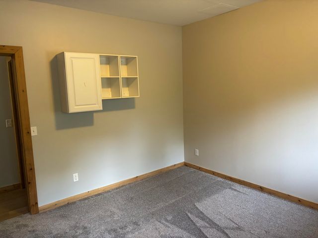 4160 Knapp Valley Drive NE, Grand Rapids, MI 49525
