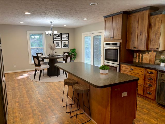 4160 Knapp Valley Drive NE, Grand Rapids, MI 49525