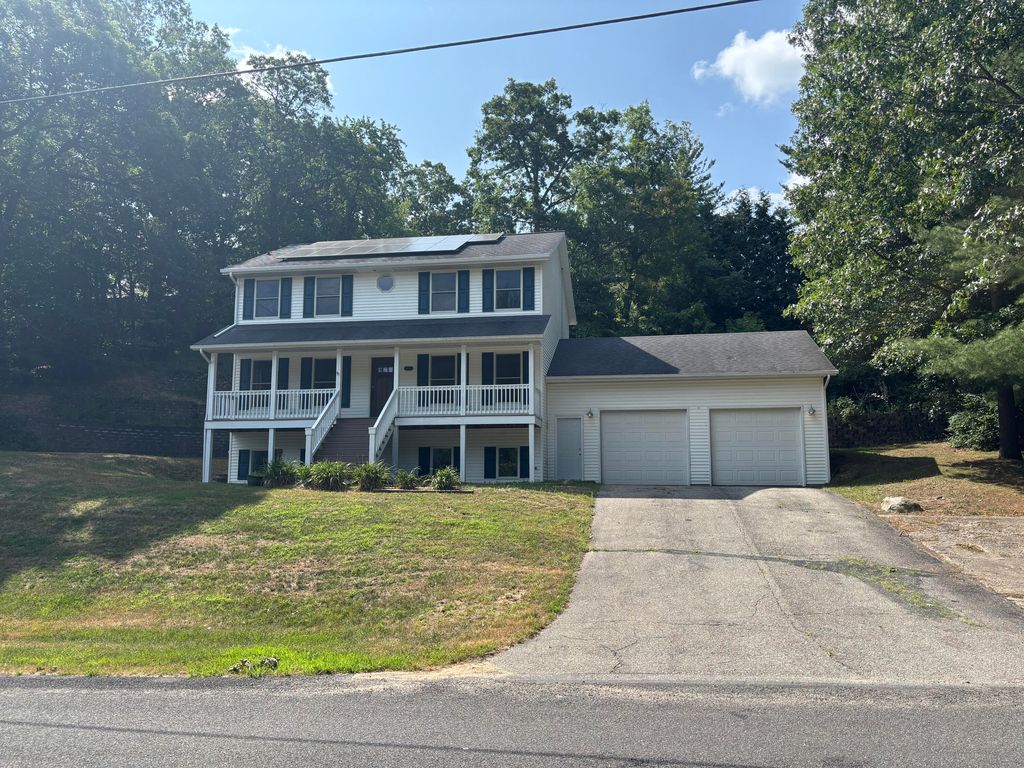 4160 Knapp Valley Drive NE, Grand Rapids, MI 49525