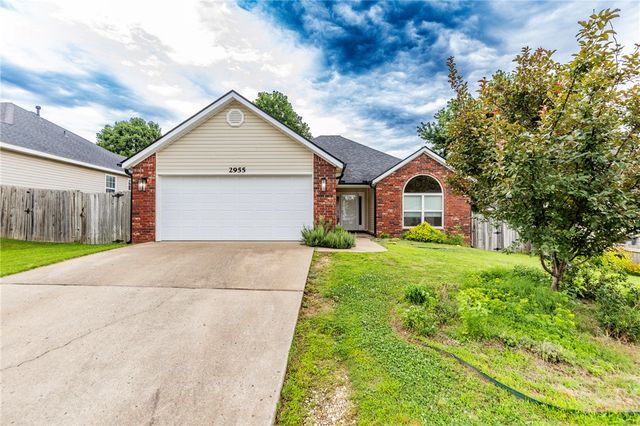 2955 Orchard Street, Springdale, AR 72764