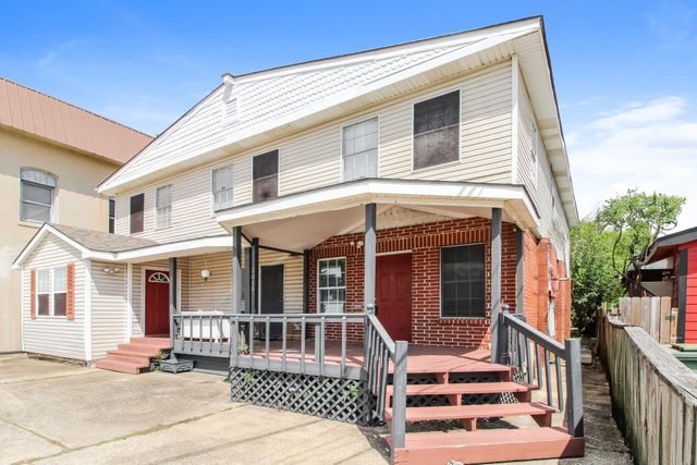 3011 Main Street 3015, Dickinson, TX 77539