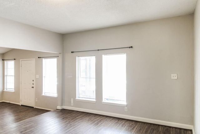 3011 Main Street 3015, Dickinson, TX 77539