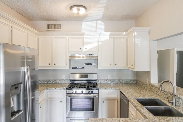 3011 Main Street 3015, Dickinson, TX 77539