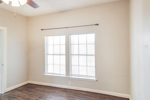 3011 Main Street 3015, Dickinson, TX 77539