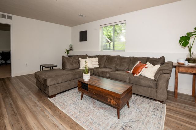 10121 Castle Creek Circle 45, Galesburg, MI 49053