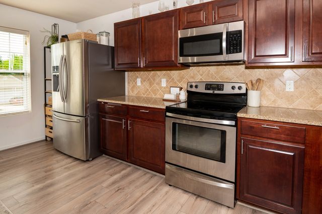 10121 Castle Creek Circle 45, Galesburg, MI 49053
