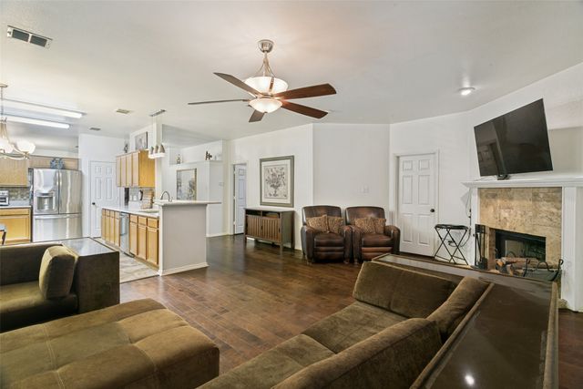 1065 Harriman Drive, Saginaw, TX 76131