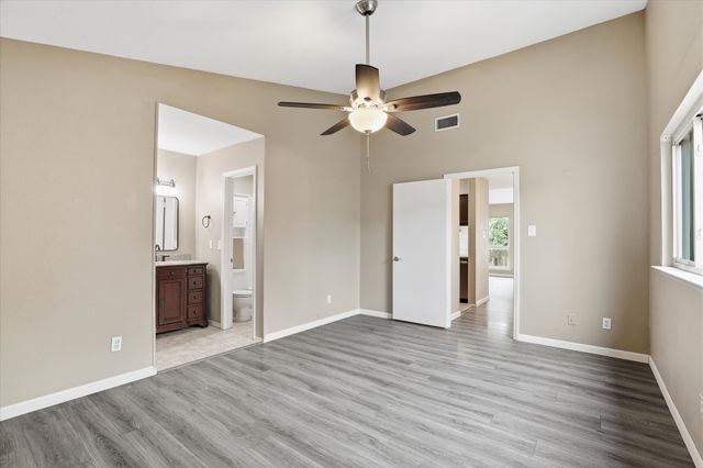 5616 Preston Oaks Road 404, Dallas, TX 75254