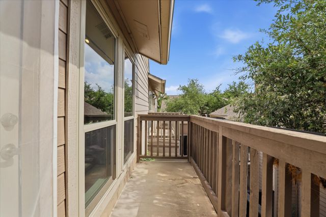 5616 Preston Oaks Road 404, Dallas, TX 75254