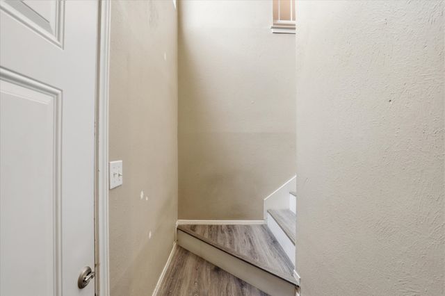 5616 Preston Oaks Road 404, Dallas, TX 75254