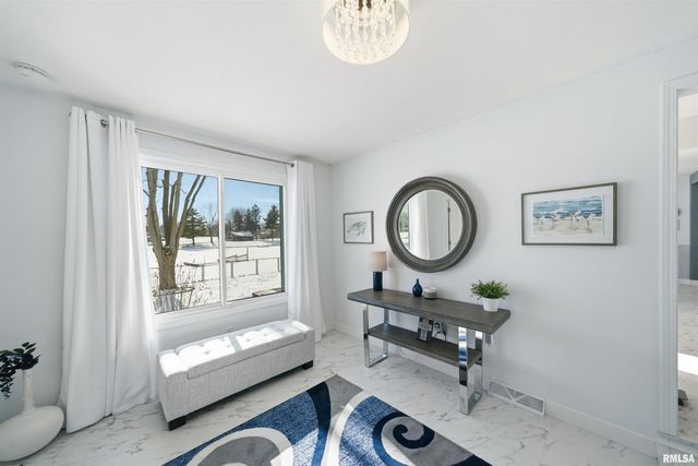 16103 E BLACKFOOT Drive, Cuba, IL 61427