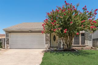 603 Nightshade Drive, Arlington, TX 76018
