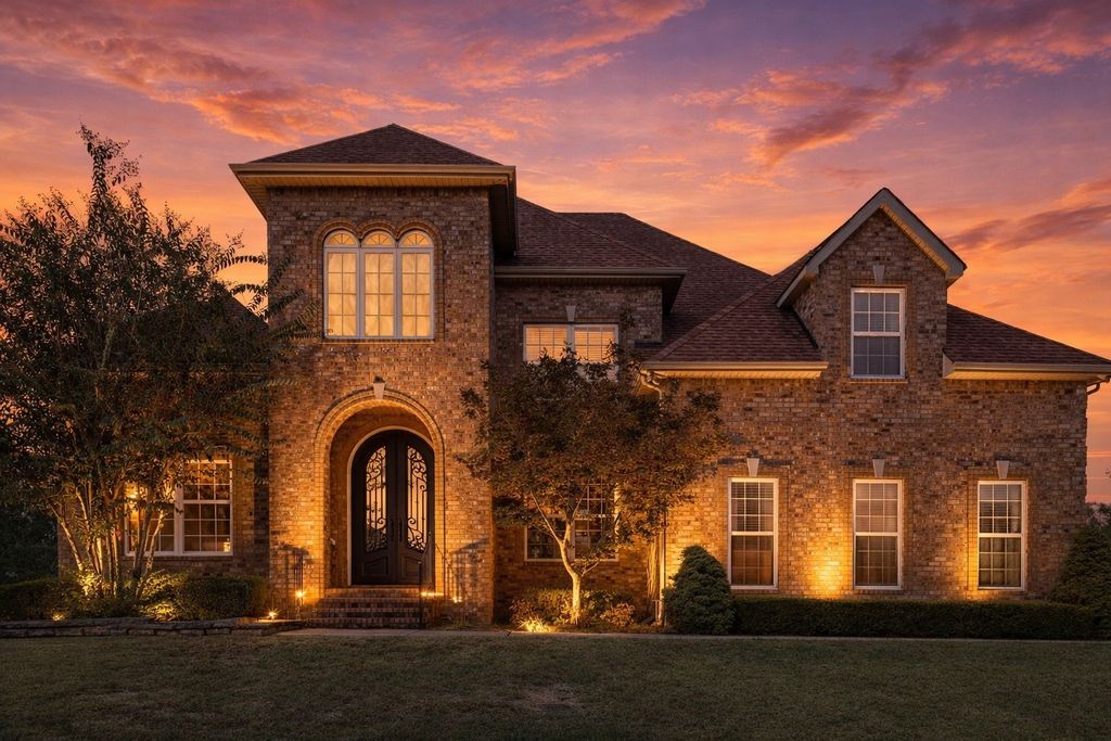 509 Garden City Dr, Murfreesboro, TN 37127