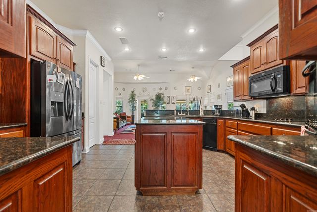 205 Trabecca Circle, Hot Springs, AR 71913