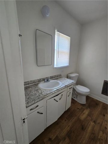 209 S Birch Street B, Santa Ana, CA 92701