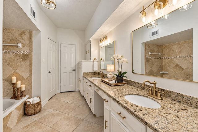 2713 N Logrun Circle, Spring, TX 77380