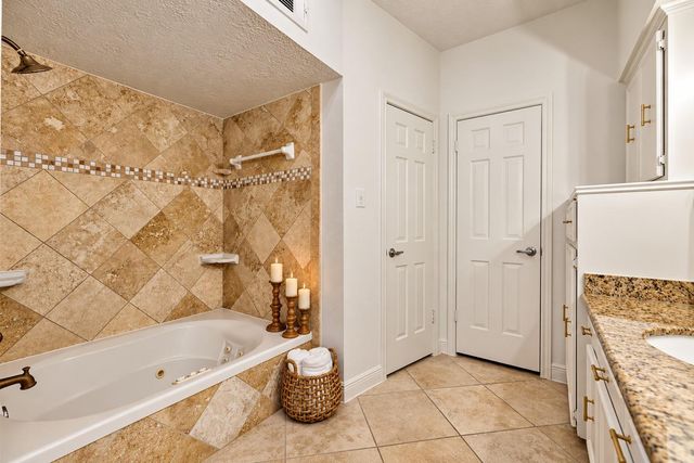 2713 N Logrun Circle, Spring, TX 77380