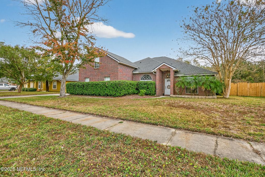 701 CAMP FRANCIS JOHNSON Road, Orange Park, FL 32065