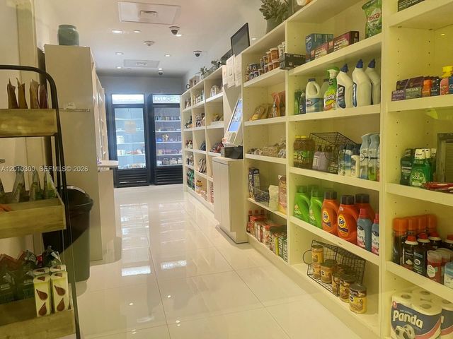 495 Brickell Ave 3710, Miami, FL 33131