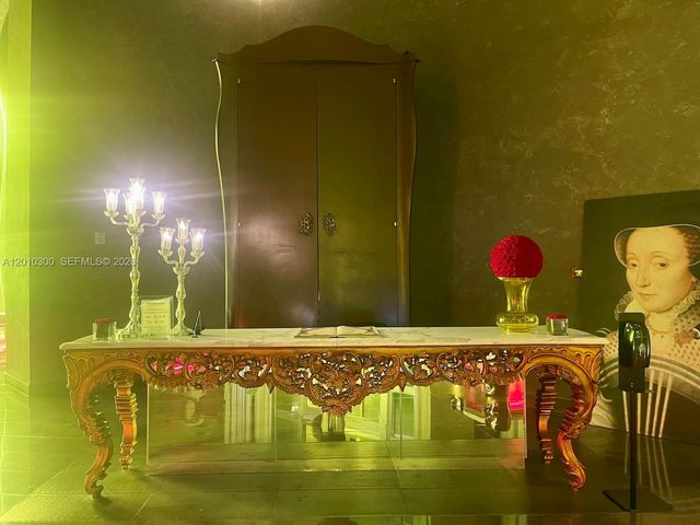 495 Brickell Ave 3710, Miami, FL 33131