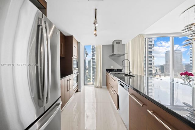 495 Brickell Ave 3710, Miami, FL 33131