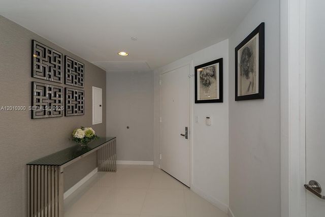 495 Brickell Ave 3710, Miami, FL 33131