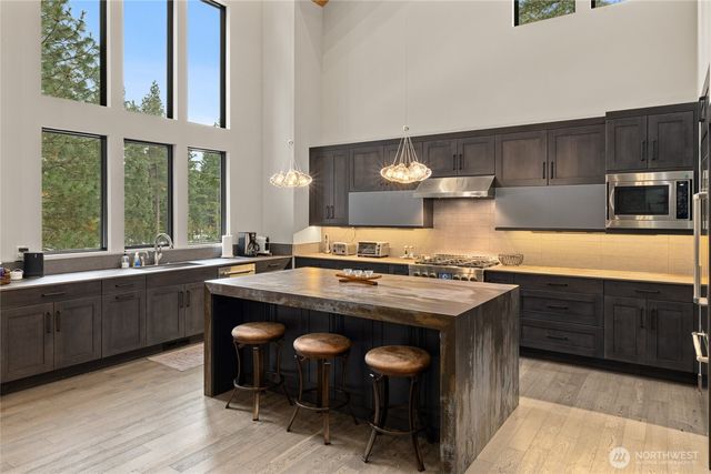 240 Portal Court, Cle Elum, WA 98922