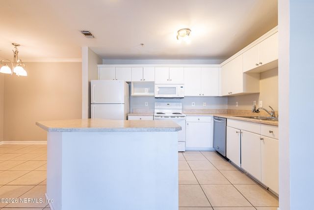 3591 KERNAN Boulevard 226, Jacksonville, FL 32224