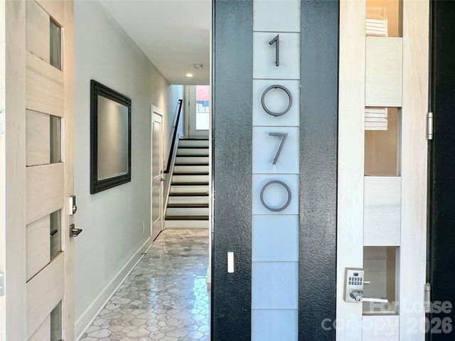 1070 Kenilworth Avenue, Charlotte, NC 28204