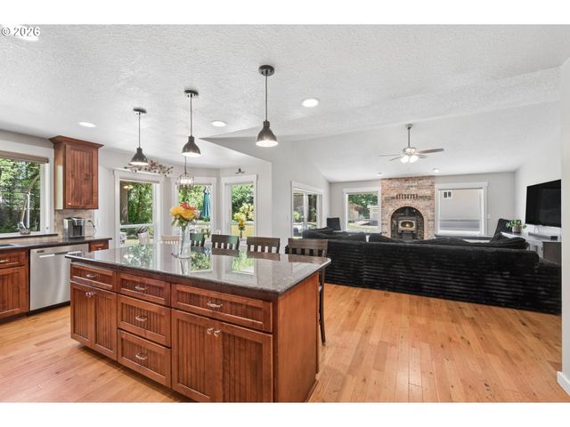 7016 Ne 232ND Cir, Battle Ground, WA 98604