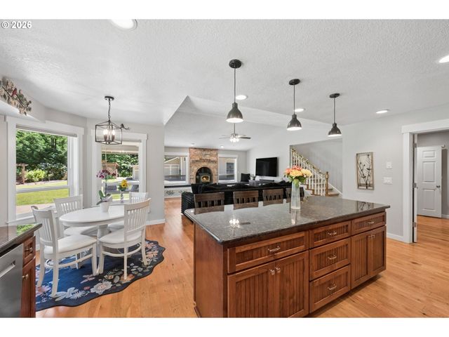 7016 Ne 232ND Cir, Battle Ground, WA 98604