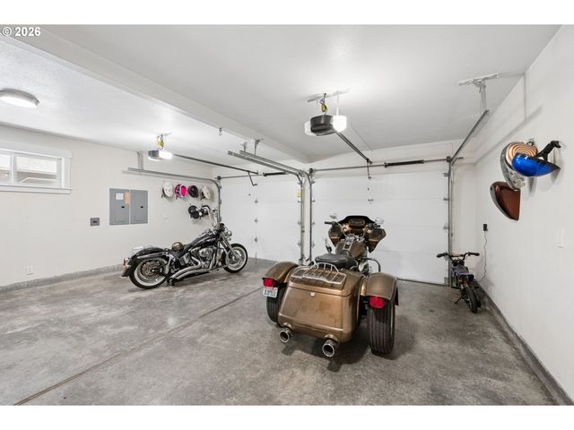 7016 Ne 232ND Cir, Battle Ground, WA 98604