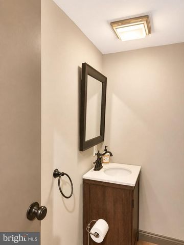 317 ASTOR CT, Downingtown, PA 19335