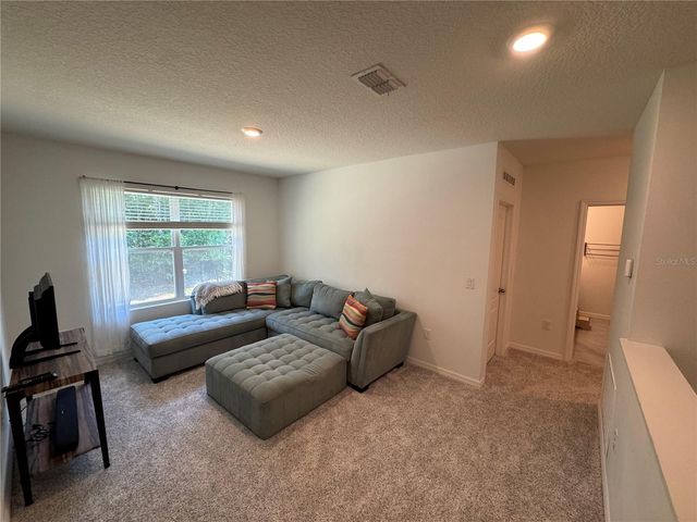325 CHARLES DRIVE, Deland, FL 32724
