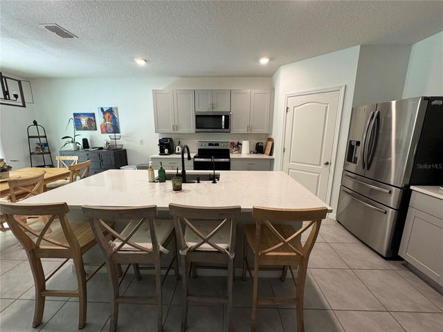 325 CHARLES DRIVE, Deland, FL 32724
