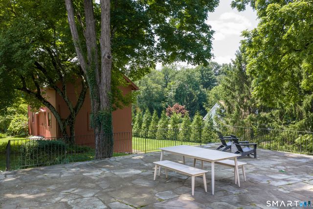 89 Chestnut Hill Road, Wilton, CT 06897