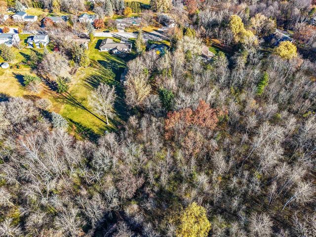 1485 W MARHILL ROAD, Green Bay, WI 54313